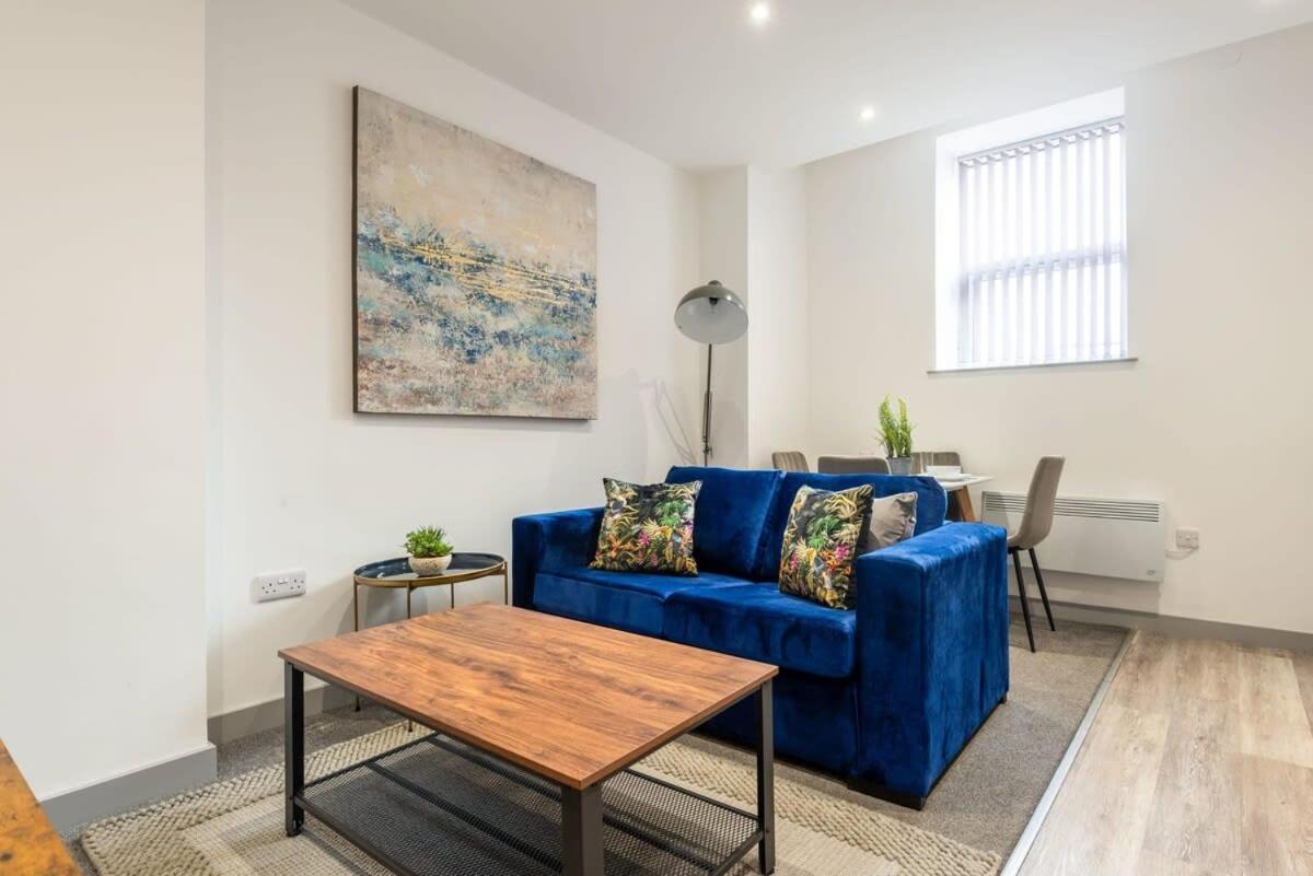 Smart 2 Bed Budget Apartment In Central 唐克斯特 外观 照片